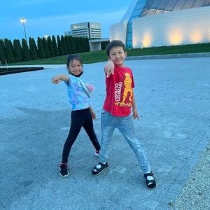 Meet your Posher, Parwen